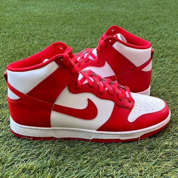 Nike Dunk High - Picture 1 of 5